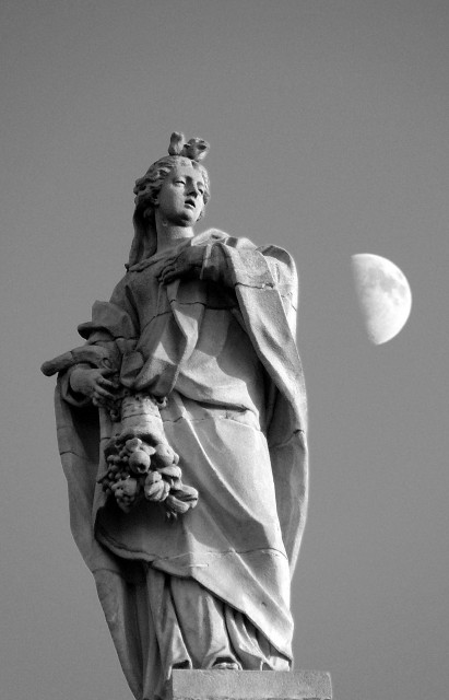 Statua e luna - 